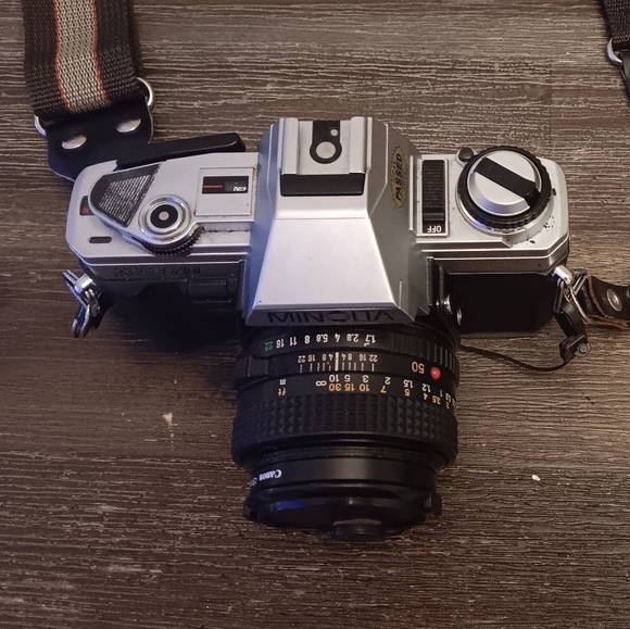 MINOLTA X-370 Black and Silver Film Camera - Picture 3 of 8